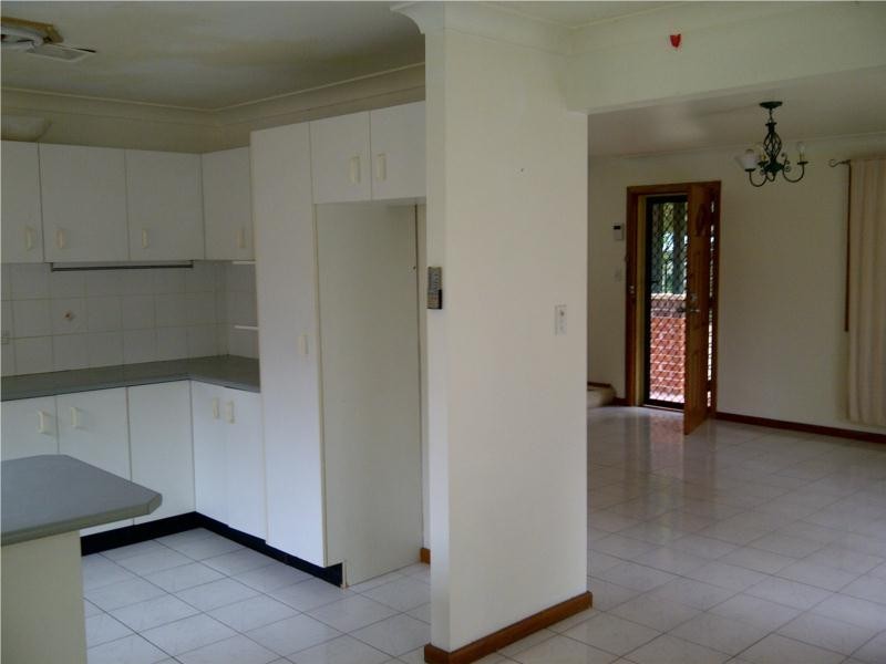 152 Hillcrest Ave, Greenacre NSW 2190