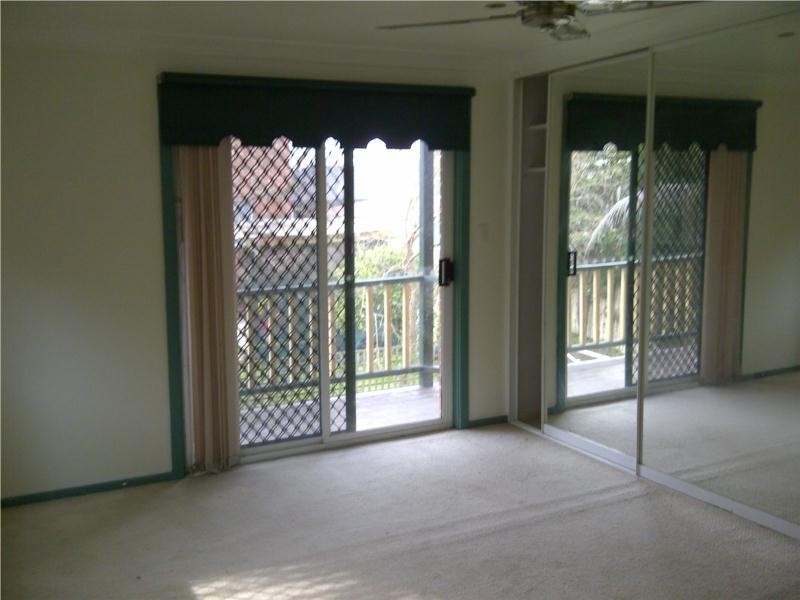 152 Hillcrest Ave, Greenacre NSW 2190