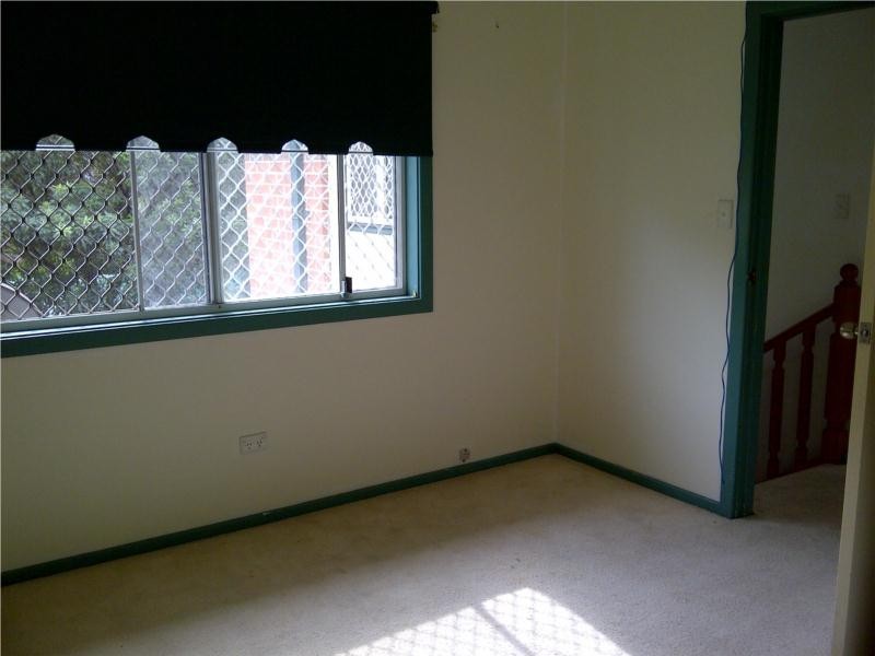 152 Hillcrest Ave, Greenacre NSW 2190