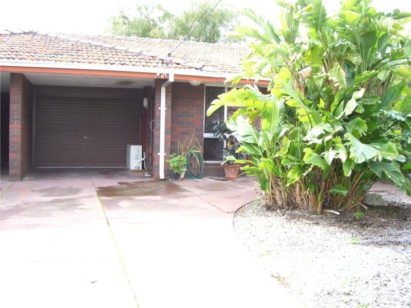 221B Daly Street, Belmont WA 6104