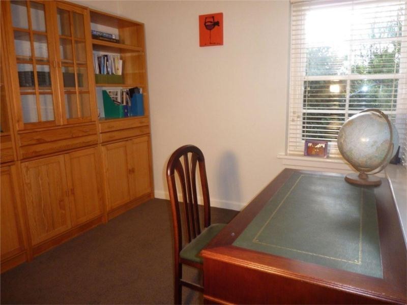 43 Cairnes Crescent, Malvern East VIC 3145