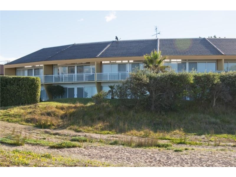 2/16 Kuppa Avenue, Malua Bay NSW 2536