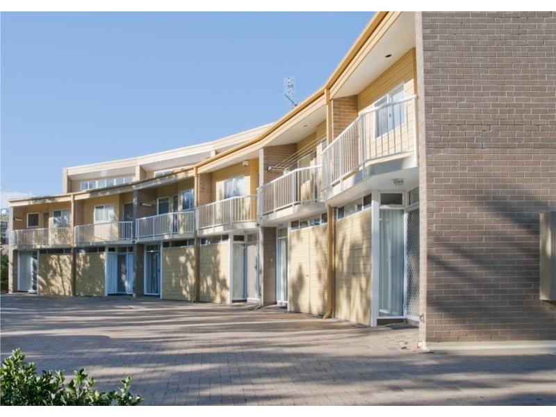 2/16 Kuppa Avenue, Malua Bay NSW 2536