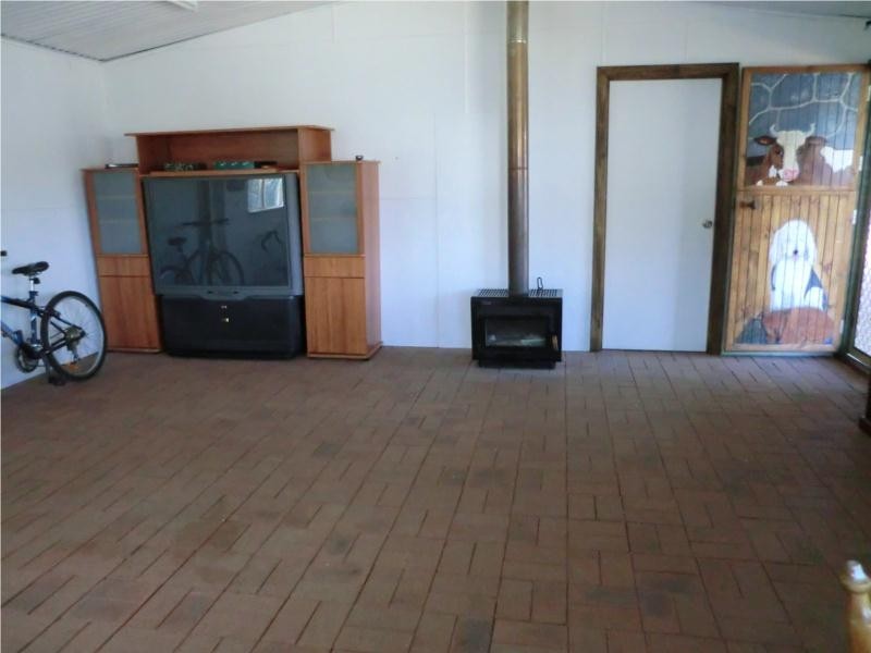 196 Tamma Road, Bakers Hill WA 6562