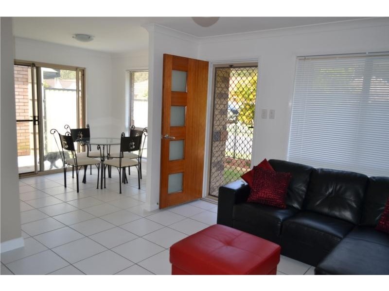 33 Seidler Avenue, Coombabah QLD 4216
