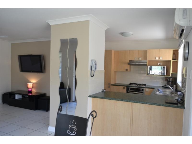 33 Seidler Avenue, Coombabah QLD 4216