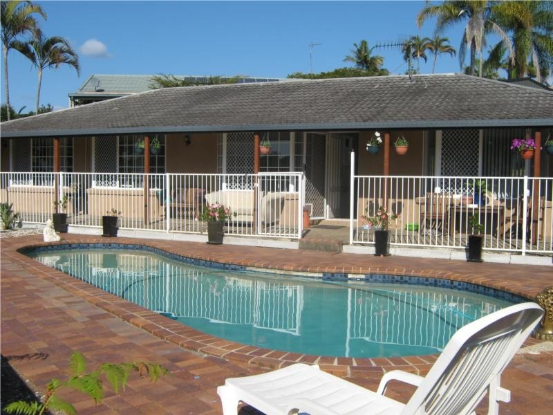 12 Mataranka Drive, Worongary QLD 4213