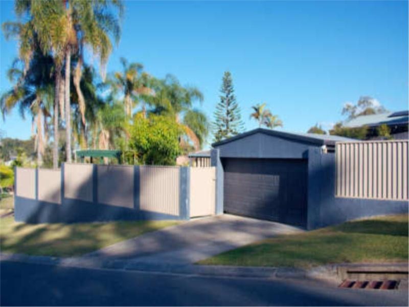 12 Mataranka Drive, Worongary QLD 4213
