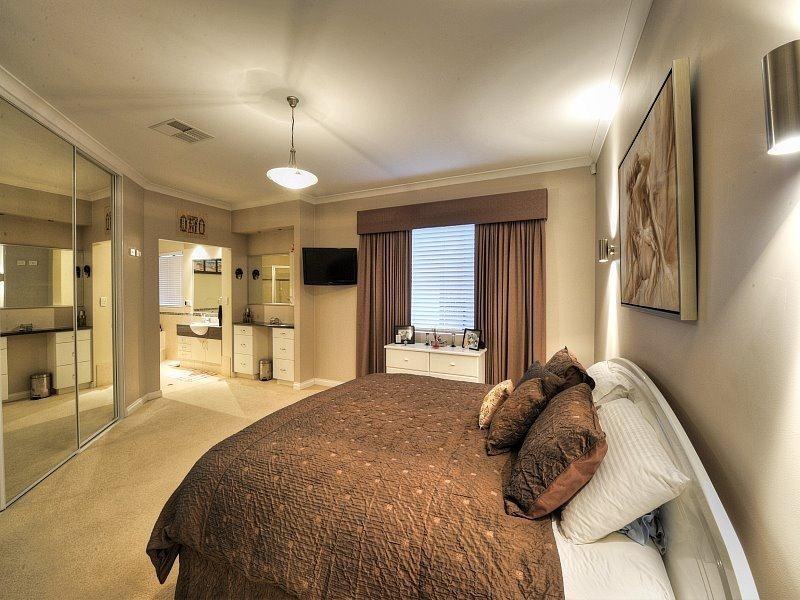 19 Armstrong Street, Halls Head WA 6210