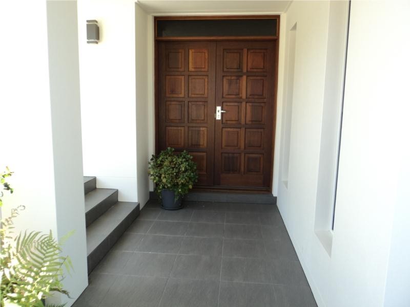 8 Barrington Street, Upper Coomera QLD 4209