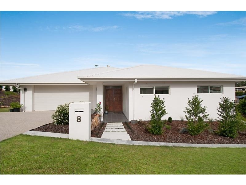 8 Barrington Street, Upper Coomera QLD 4209