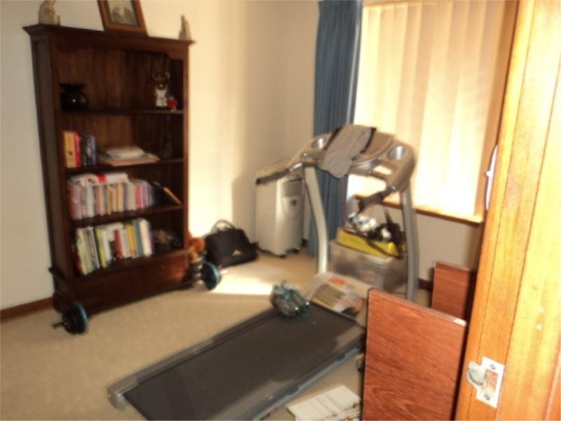 30 Lawnbrook Rd, Bickley WA 6076