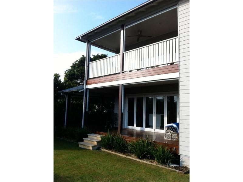 4 Oak Street, Hat Head NSW 2440