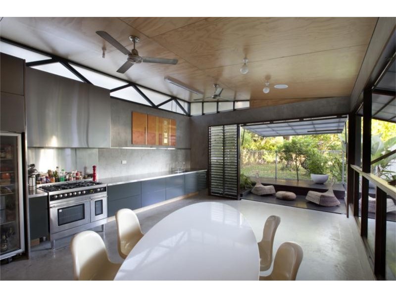 171a Harold Street, West End QLD 4810