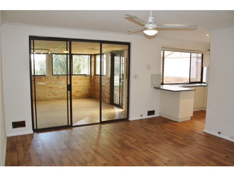 11 Compass Place, Waikiki WA 6169