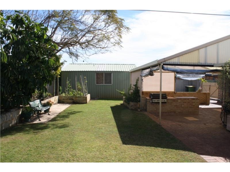 11 Compass Place, Waikiki WA 6169