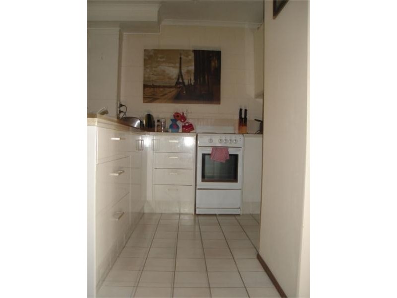 9 Aquila Court, Mermaid Waters QLD 4218