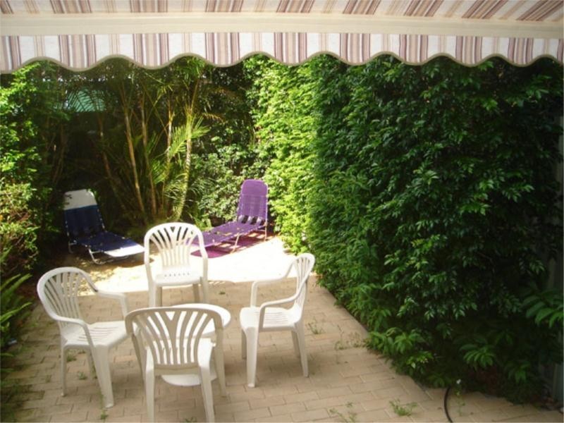 9 Aquila Court, Mermaid Waters QLD 4218