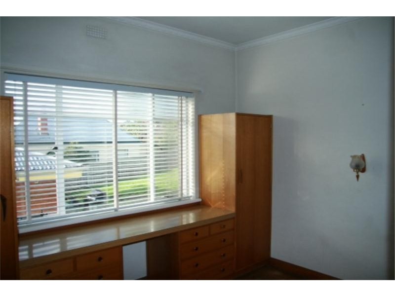 166 Augusta Road, Lenah Valley TAS 7008