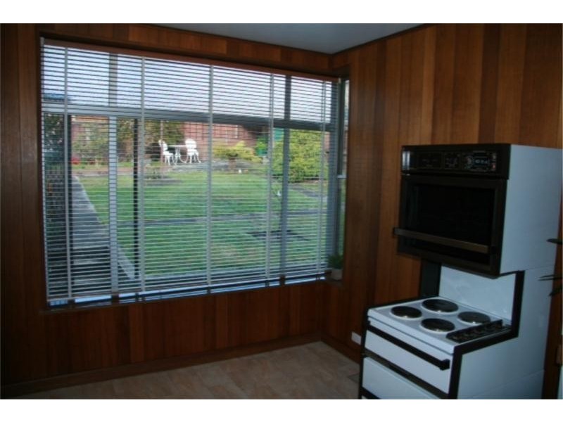 166 Augusta Road, Lenah Valley TAS 7008