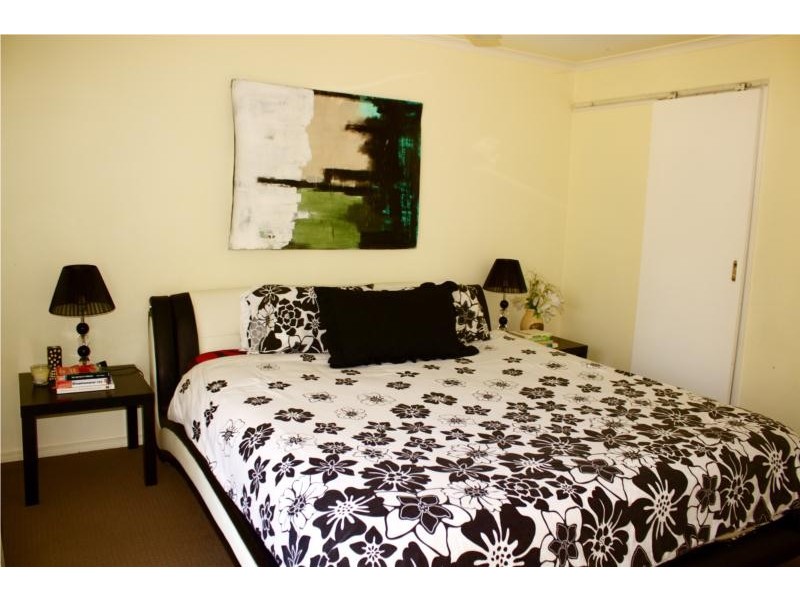 172 Wallaroo Way, Doolandella QLD 4077