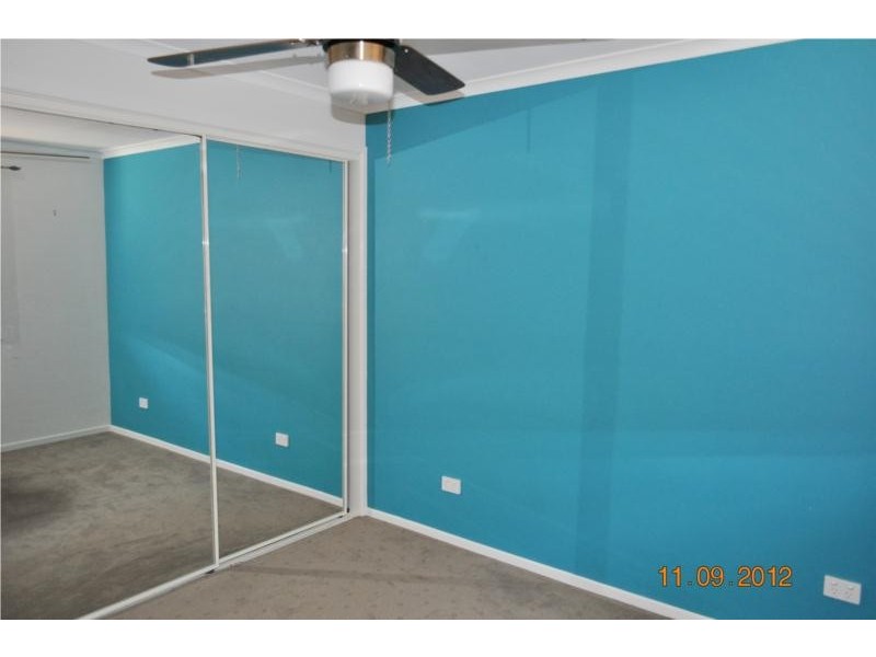 27 Wardoo Street, Southport QLD 4215