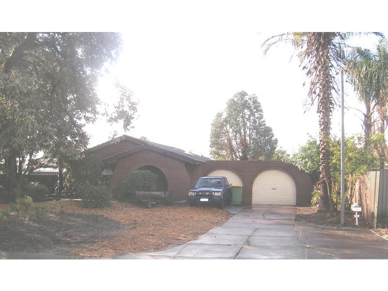 24 Delemere Way, Camillo WA 6111