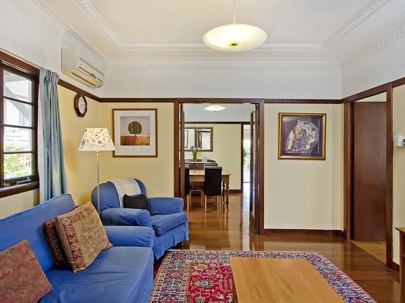 47 Nicklin Street, Coorparoo QLD 4151