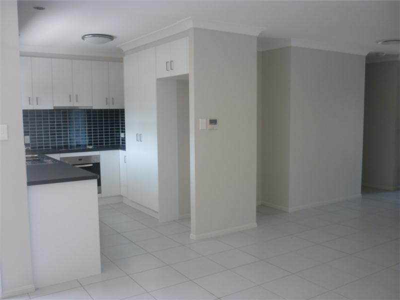 2/66 Middle Street, Chinchilla QLD 4413