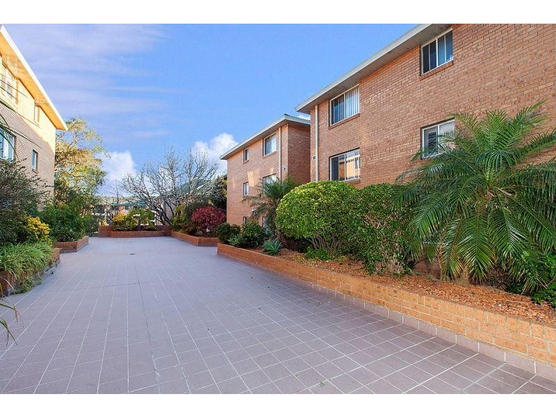 522-528 President Avenue, Sutherland NSW 2232