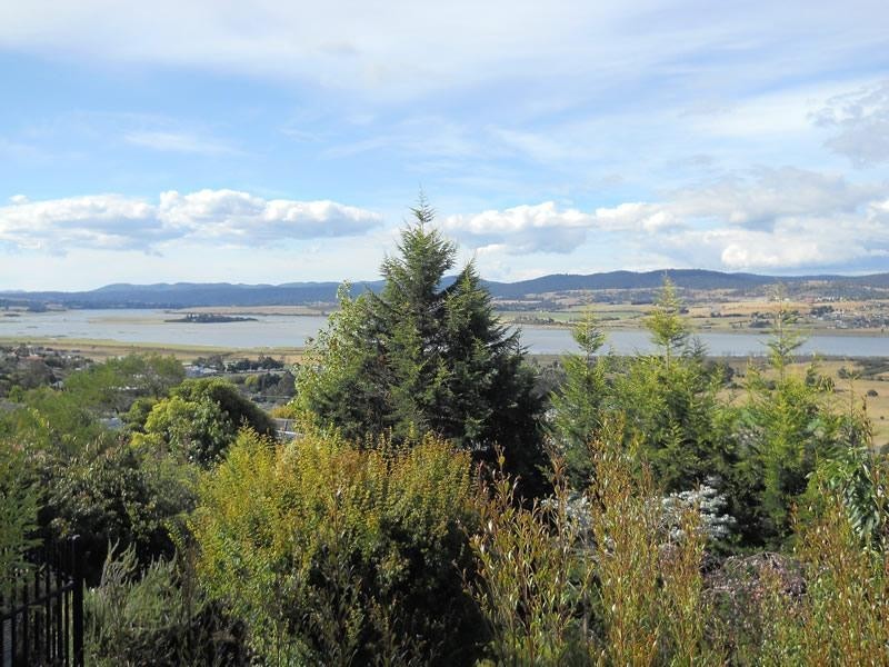 24 Allison Ave, Riverside TAS 7250