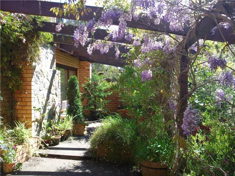 72 leslie rd., Kingston TAS 7050