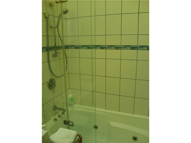 72 leslie rd., Kingston TAS 7050