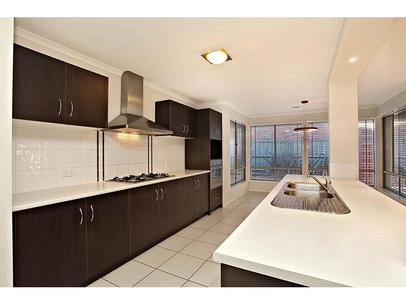 10 Silver Oak Street, Keysborough VIC 3173