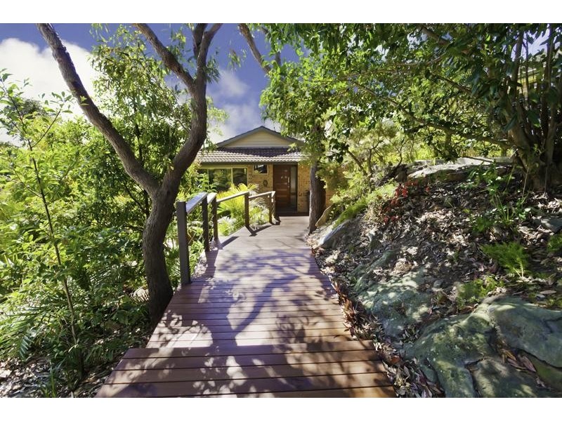 6 Albatross Circuit, Woronora Heights NSW 2233