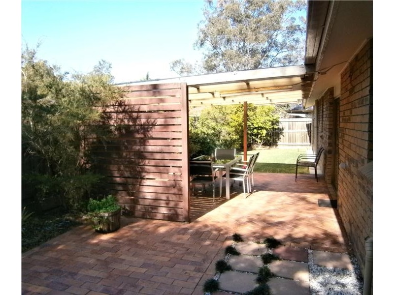 42 Ironbark Road, Chapel Hill QLD 4069