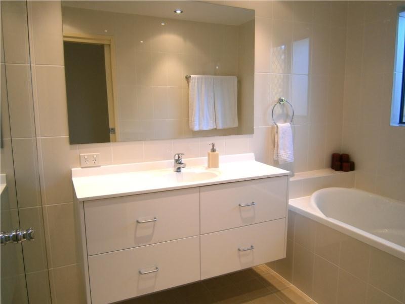 42 Ironbark Road, Chapel Hill QLD 4069