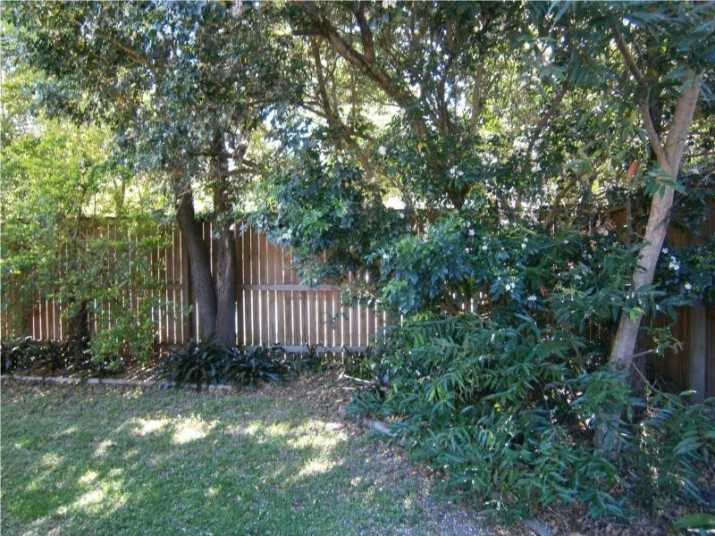 42 Ironbark Road, Chapel Hill QLD 4069