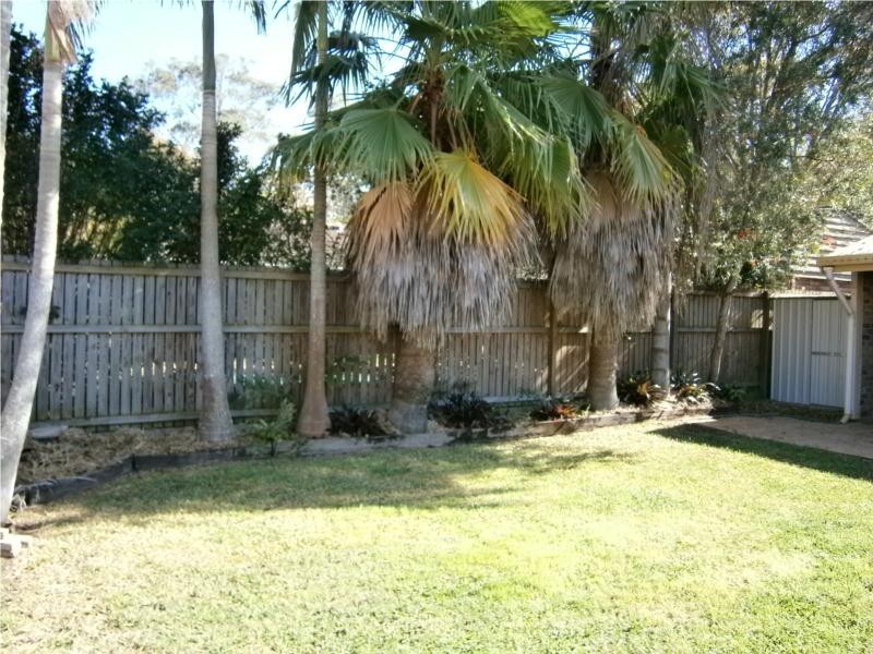 42 Ironbark Road, Chapel Hill QLD 4069