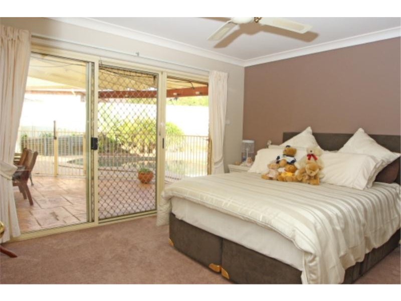 1 Cassinia Place, Mount Annan NSW 2567