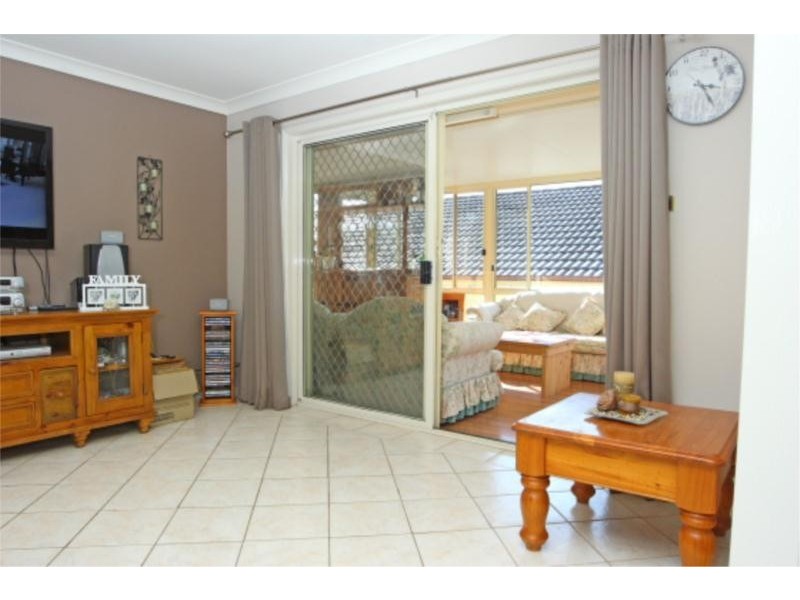 1 Cassinia Place, Mount Annan NSW 2567