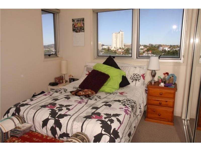 19 Thorn Street, Kangaroo Point QLD 4169