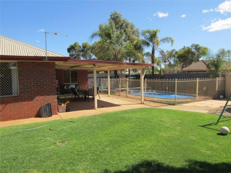 5 Jarvis Place, Kalgoorlie WA 6430