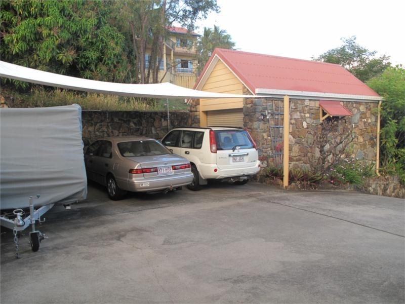 31A Manooka Drive, Cannonvale QLD 4802
