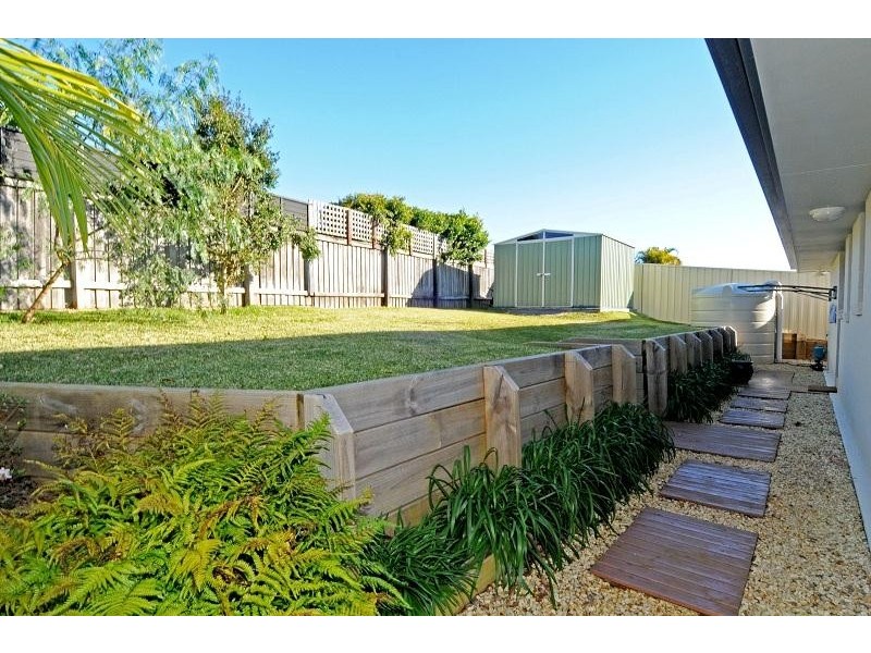 8 Grenadines Way, Bonny Hills NSW 2445