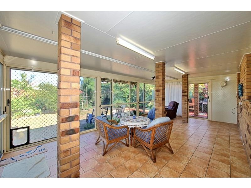 16 Emperor Drive, Elliott Heads QLD 4670