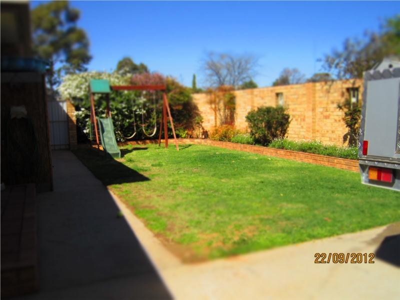 5a Bugno Crescent, Griffith NSW 2680