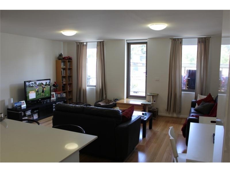 2/290 Charman Road, Cheltenham VIC 3192