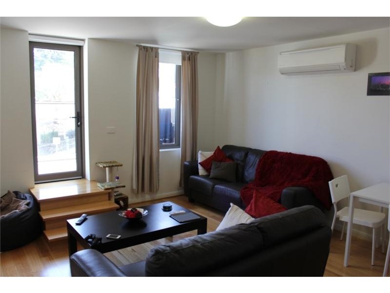 2/290 Charman Road, Cheltenham VIC 3192