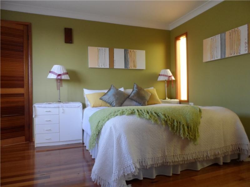 68 Ainslie Parade, Tomakin NSW 2537